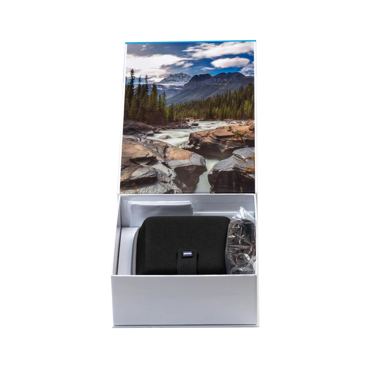 Zeiss Terra ED 8x42 Binoculars 4 Zeiss Terra ED 8x42 Binoculars - Image 4